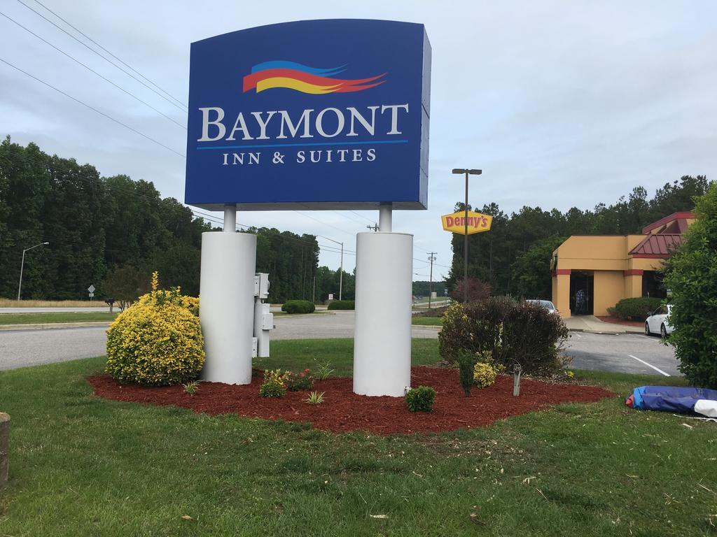 Baymont By Wyndham Rocky Mount I-95 Hotel Eksteriør billede